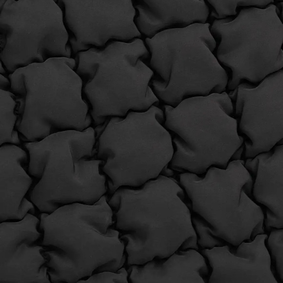 COS Quilted Laptop Case - Picture 2 of 7